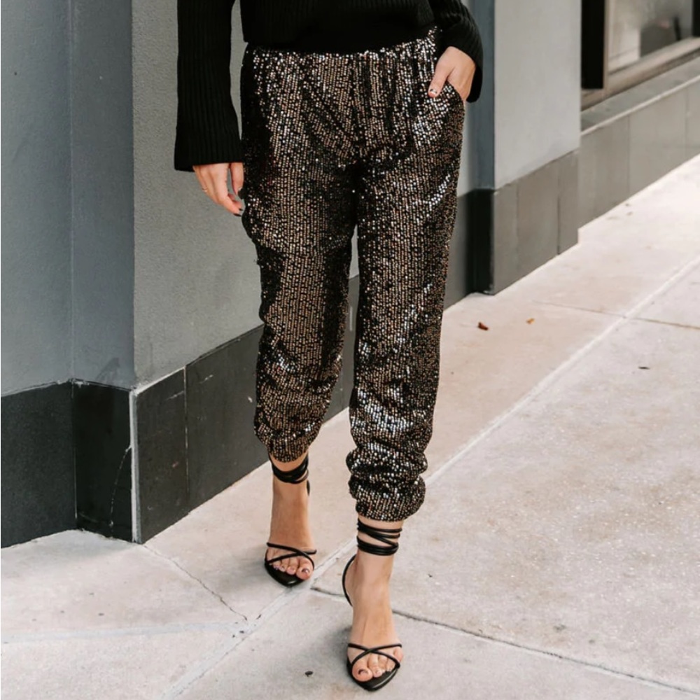On Twelfth pocketed black sequined joggers